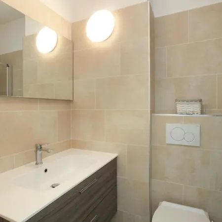 Appartement Lakeview *